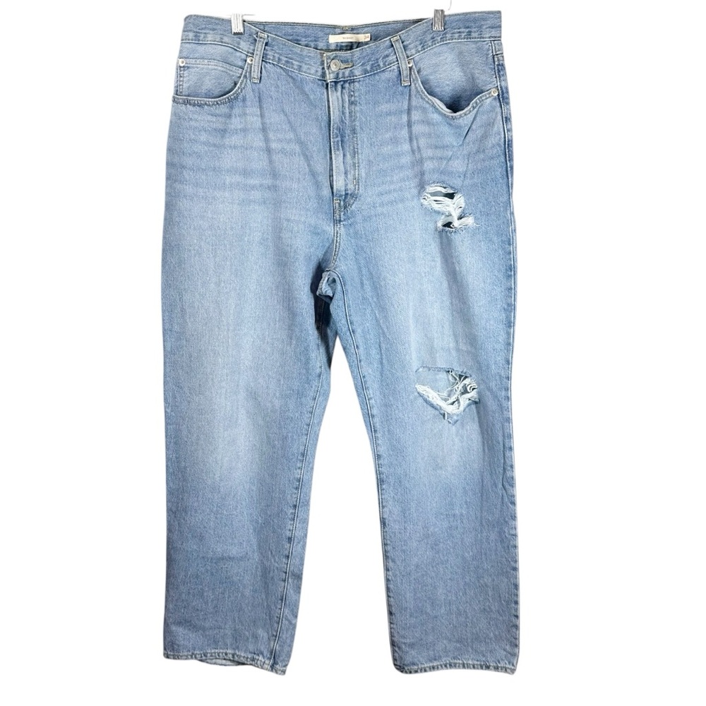 LEVI'S 94' Baggie Lightwash Distressed Denim Jeans Women's Plus Size 34